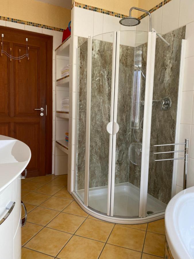 Am Bodetal Mit Wallbox Fuer E-auto Thale